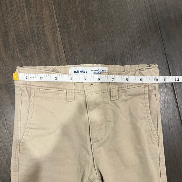 Old Navy kids pants /Size 4-5 - Picture 4 of 9